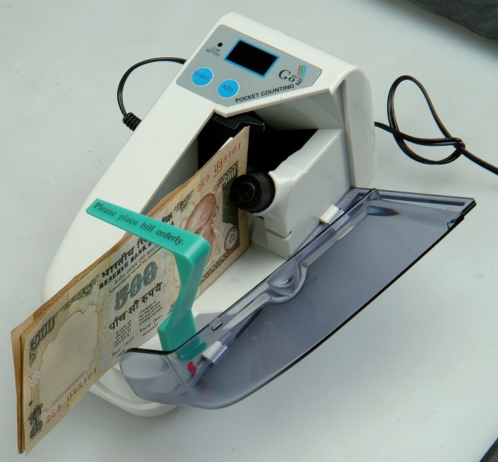 《插电+电池》V40多国纸币正品便携式点钞机-迷你小型点钞机